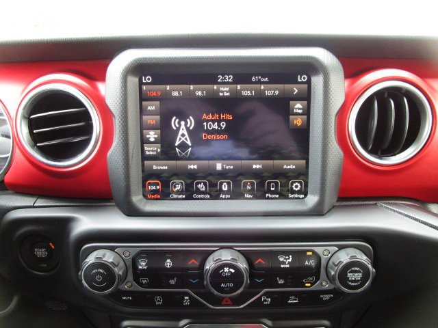 Used 2021 Jeep Wrangler Rubicon AWD/4WD image 14