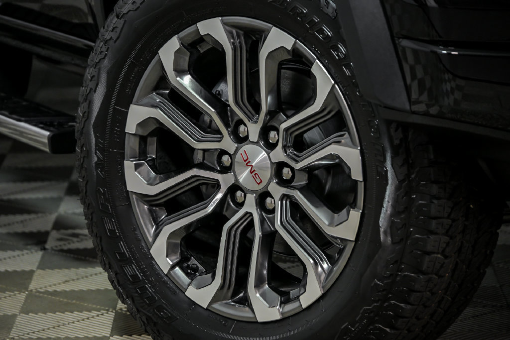 New 2026 GMC Canyon Denali AWD/4WD image 3