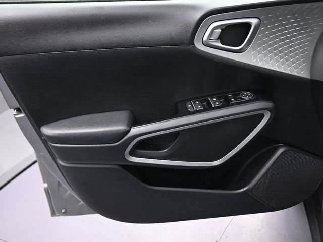 Used 2024 Kia Soul LX w/ Option Group 015 image 43