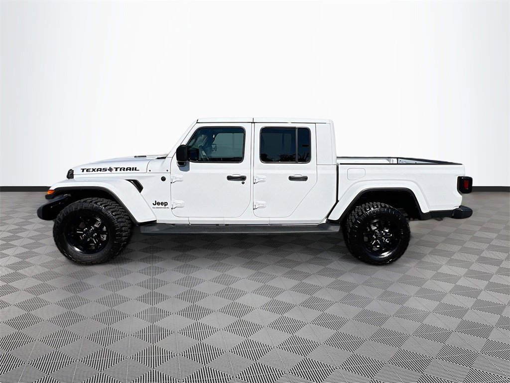 Used 2024 Jeep Gladiator Willys image 4