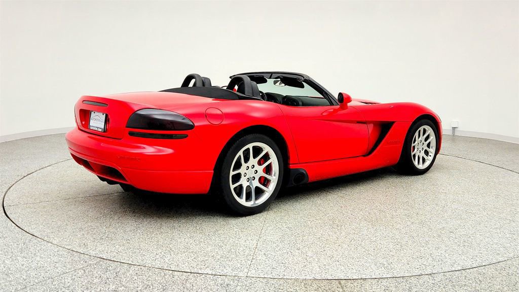 Used 2004 Dodge Viper SRT-10 RWD image 5