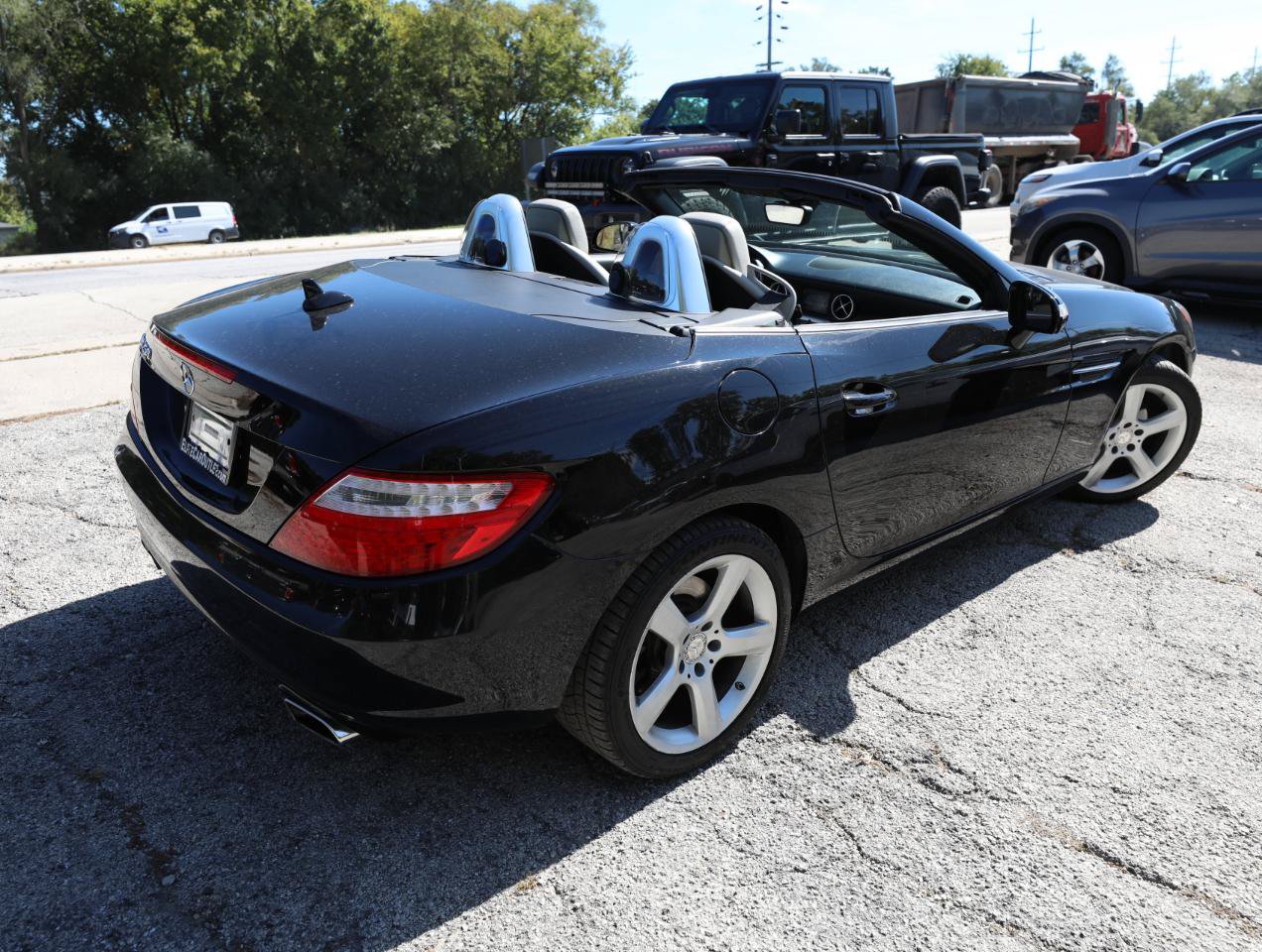 Used 2013 Mercedes-Benz SLK 250 image 13