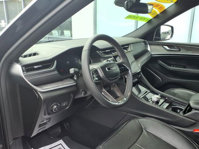Certified 2023 Jeep Grand Cherokee L Overland AWD/4WD image 20