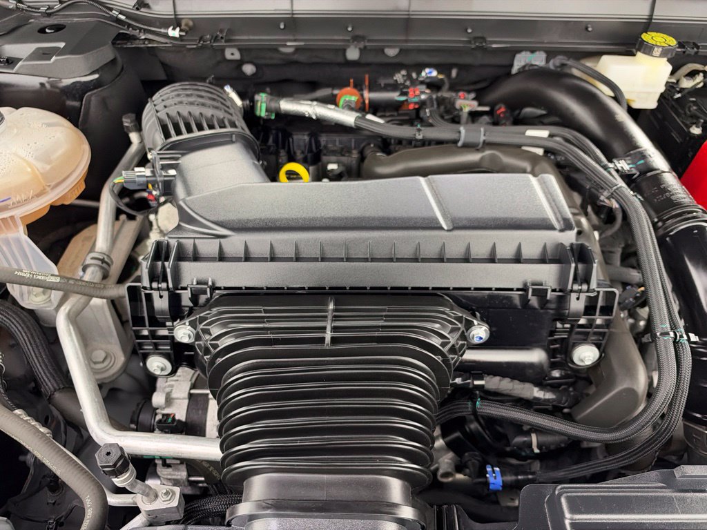 Used 2025 Lincoln Nautilus Premier AWD/4WD image 24