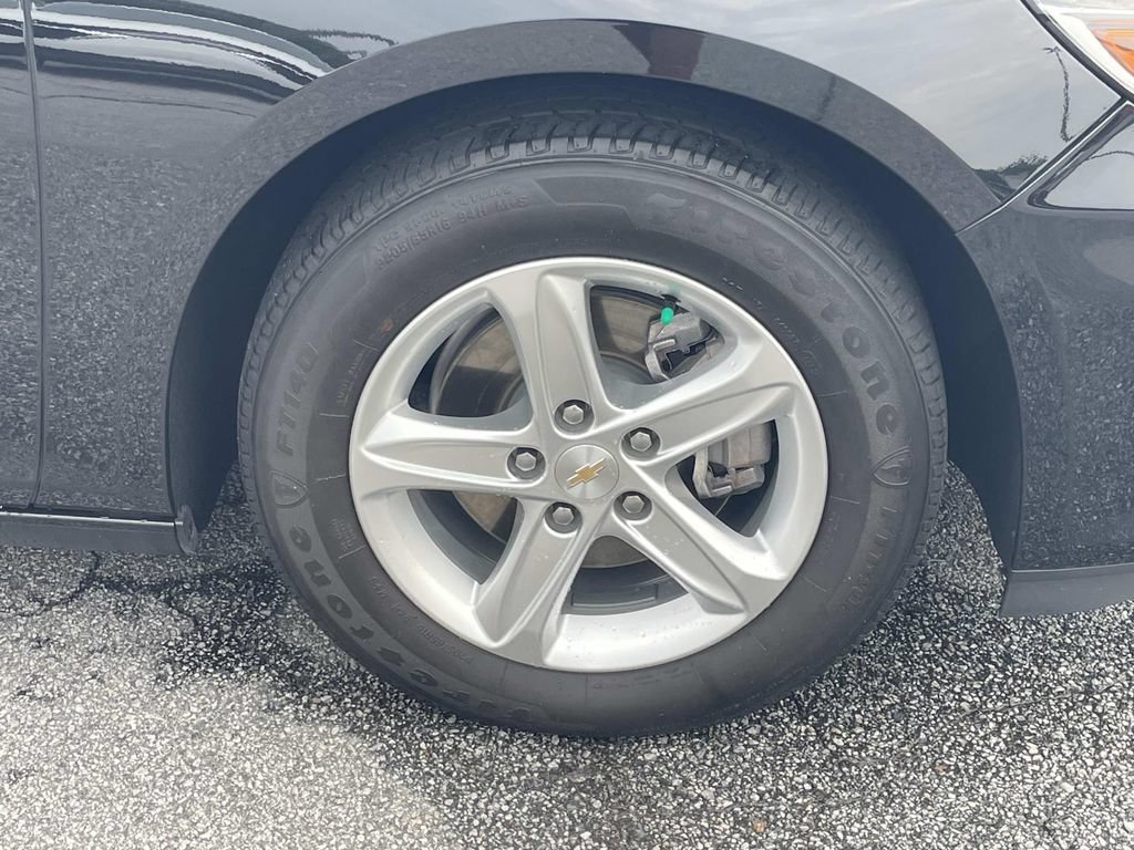 Used 2023 Chevrolet Malibu LS FWD image 10