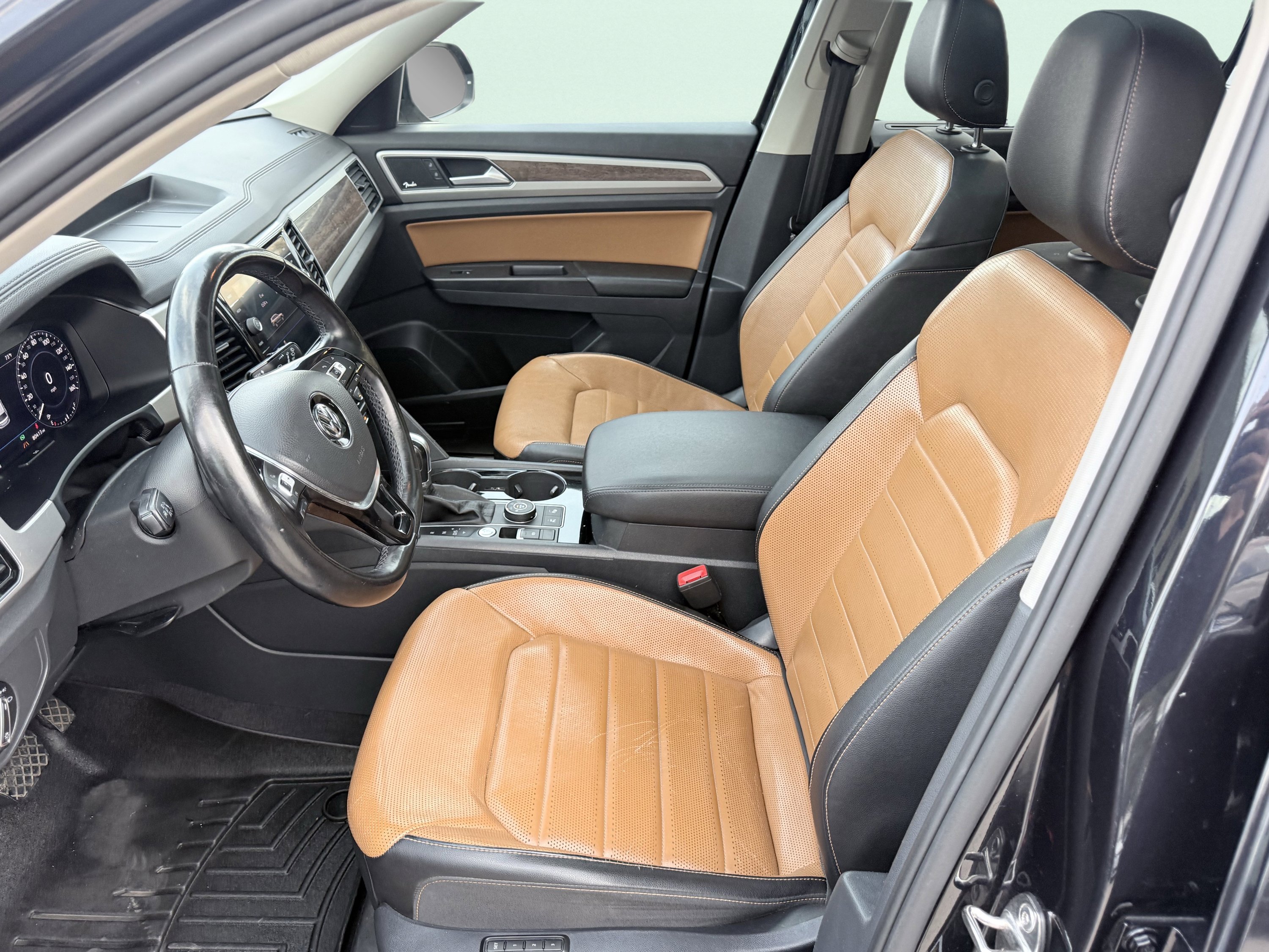 Used 2018 Volkswagen Atlas SEL Premium image 26