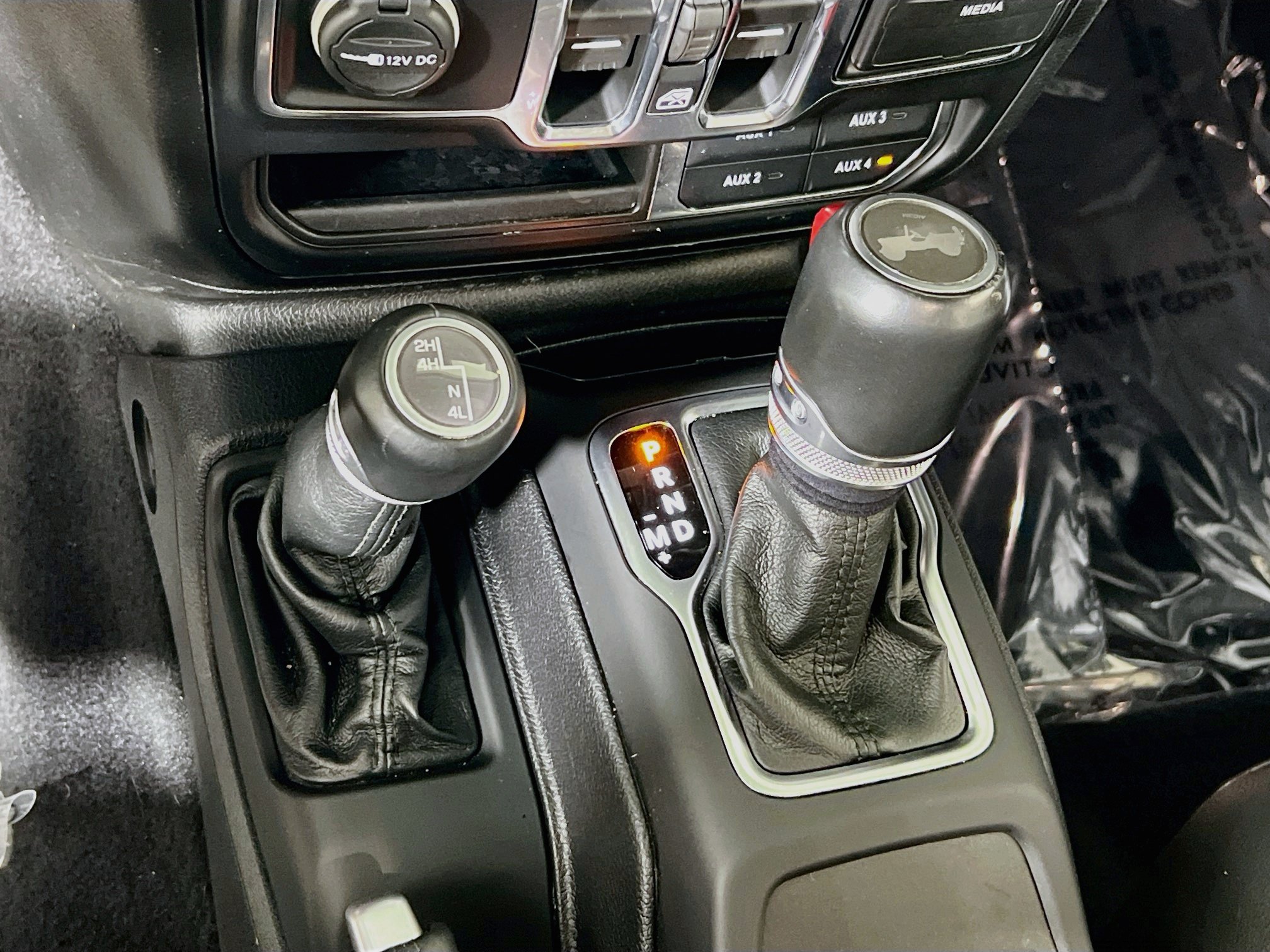 Used 2021 Jeep Wrangler Unlimited Sahara AWD/4WD image 16
