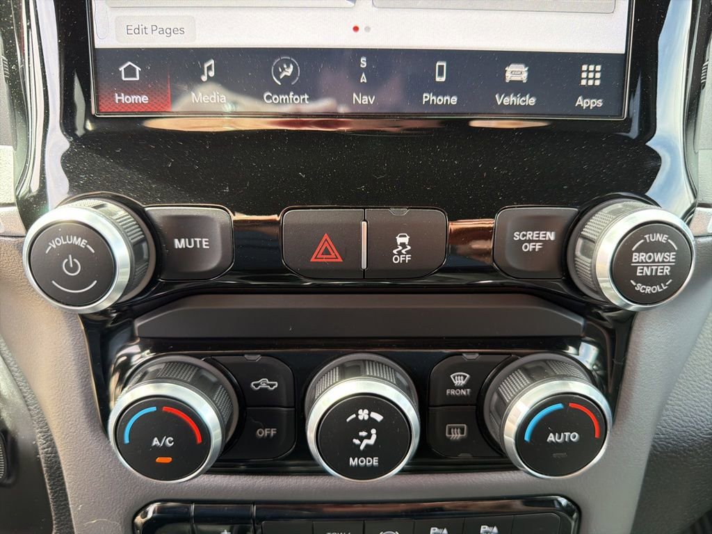 Used 2022 RAM 2500 Big Horn w/ Level A Equipment Group AWD/4WD image 43