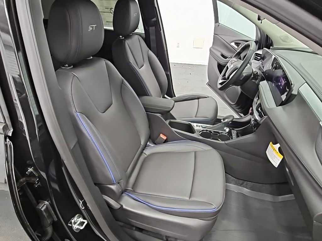 New 2026 Buick Encore GX Sport Touring w/ Advanced Technology Package FWD image 35
