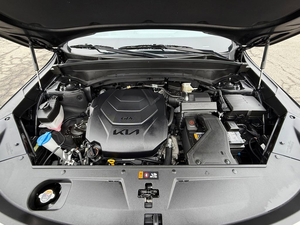 Certified 2023 Kia Telluride LX image 30
