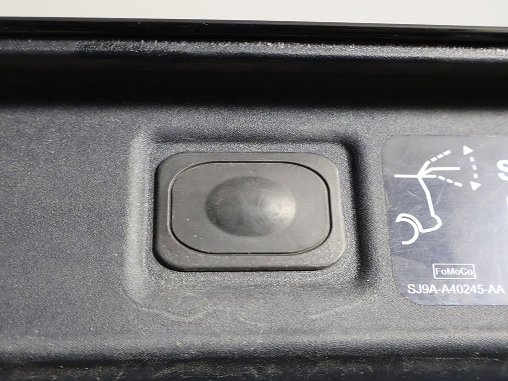 Used 2025 Ford Mustang Mach-E Premium image 18