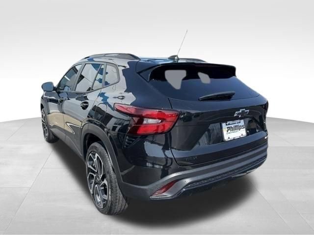 Certified 2024 Chevrolet Trax RS w/ Driver Confidence Package image 34