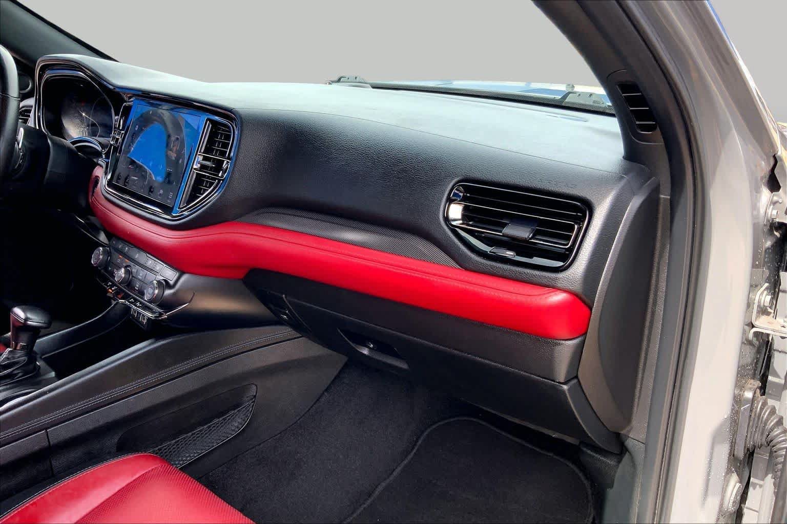 Used 2022 Dodge Durango R/T w/ Blacktop Package AWD/4WD image 19