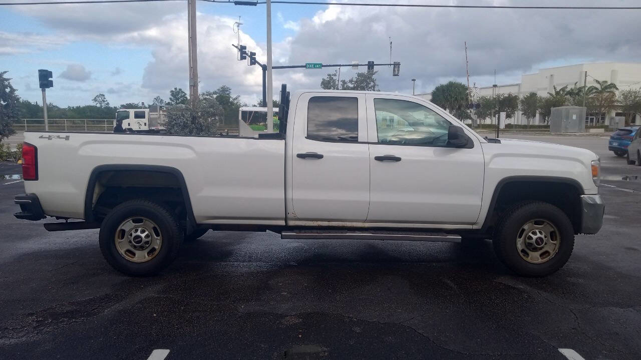 Used 2015 GMC Sierra 2500 4x4 Double Cab w/ Sierra Convenience Package