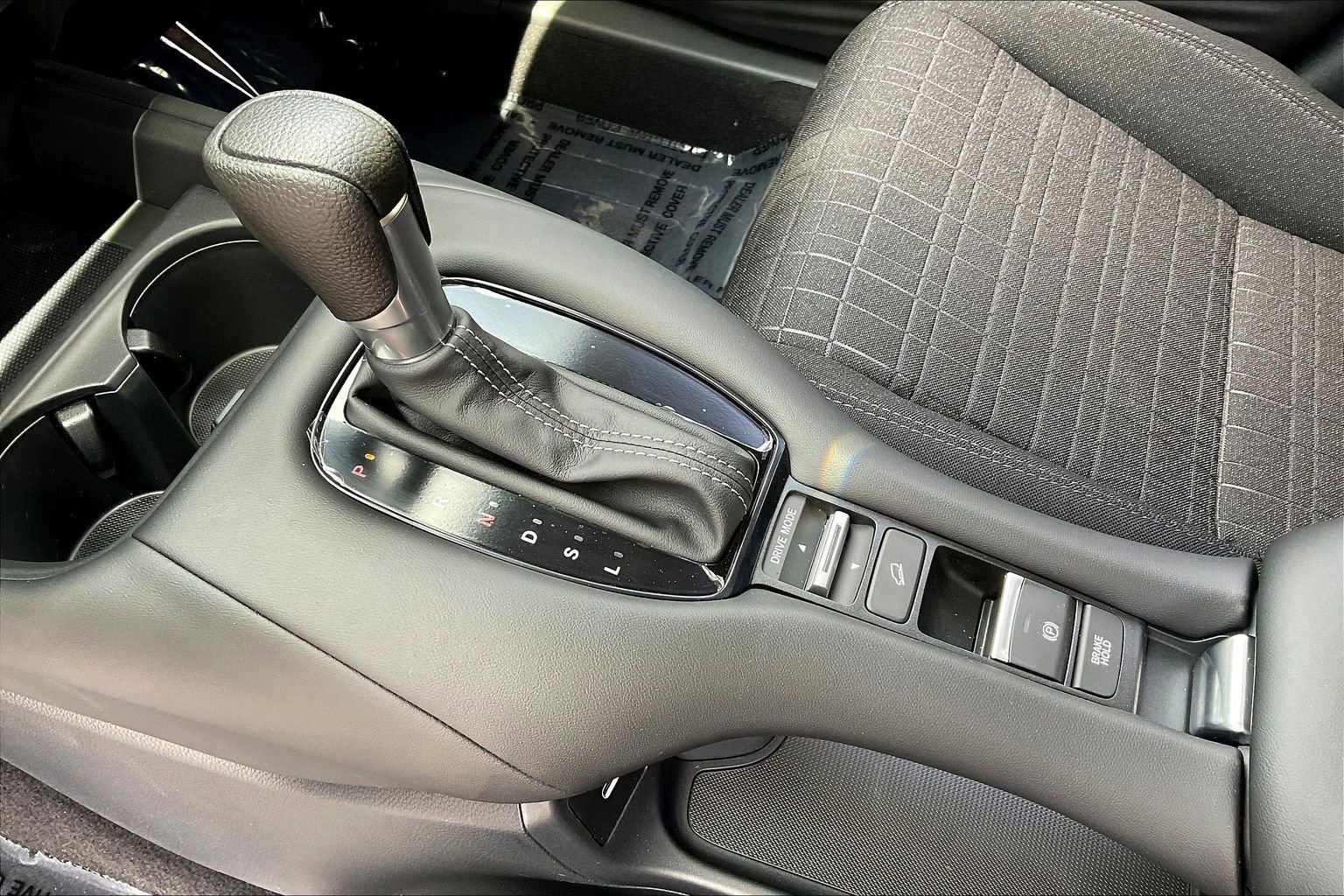 Used 2026 Honda HR-V LX image 17