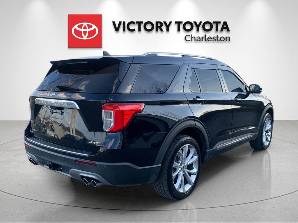 Used 2022 Ford Explorer Platinum w/ Equipment Group 601A image 7