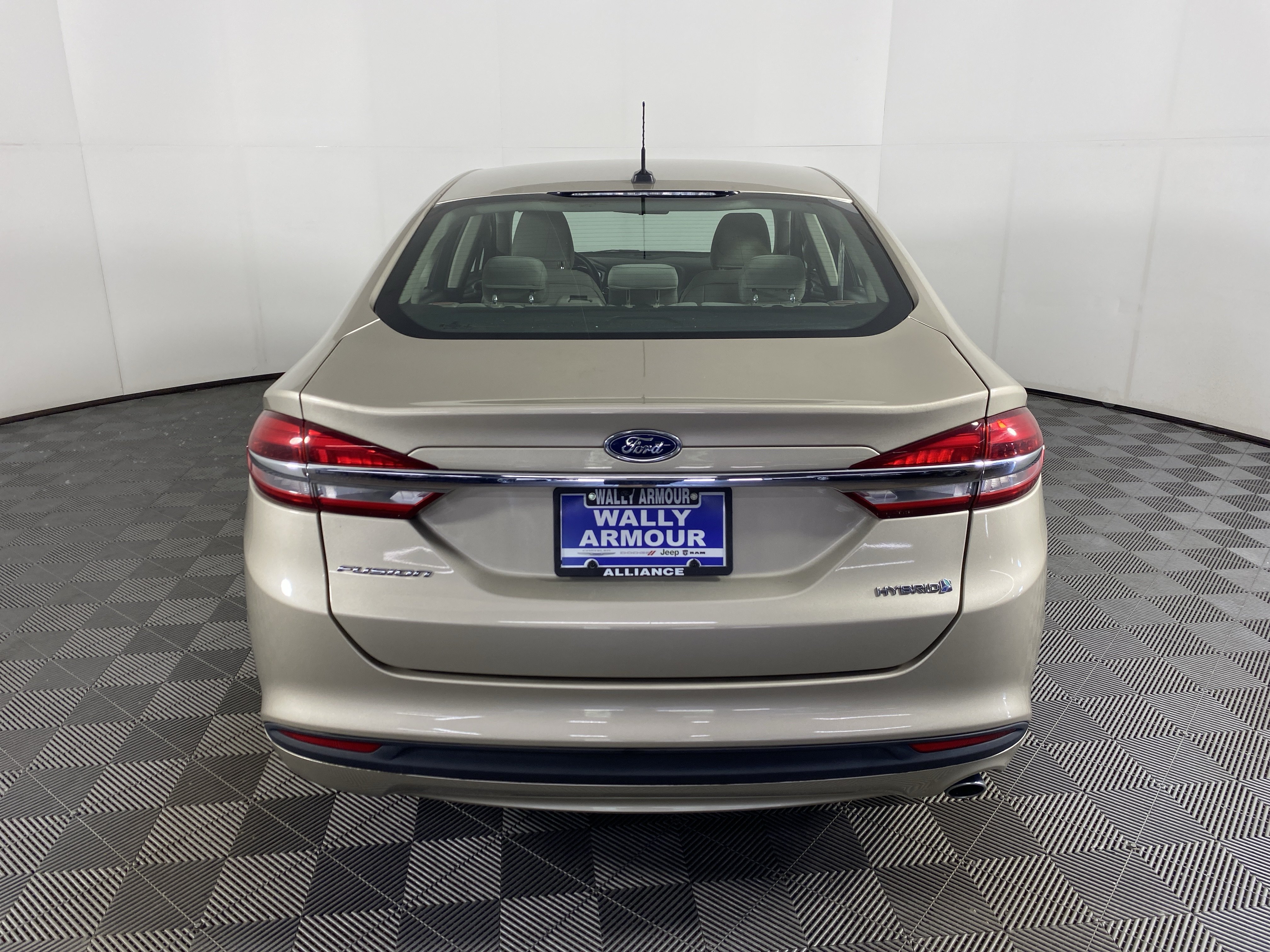Used 2018 Ford Fusion S FWD image 6