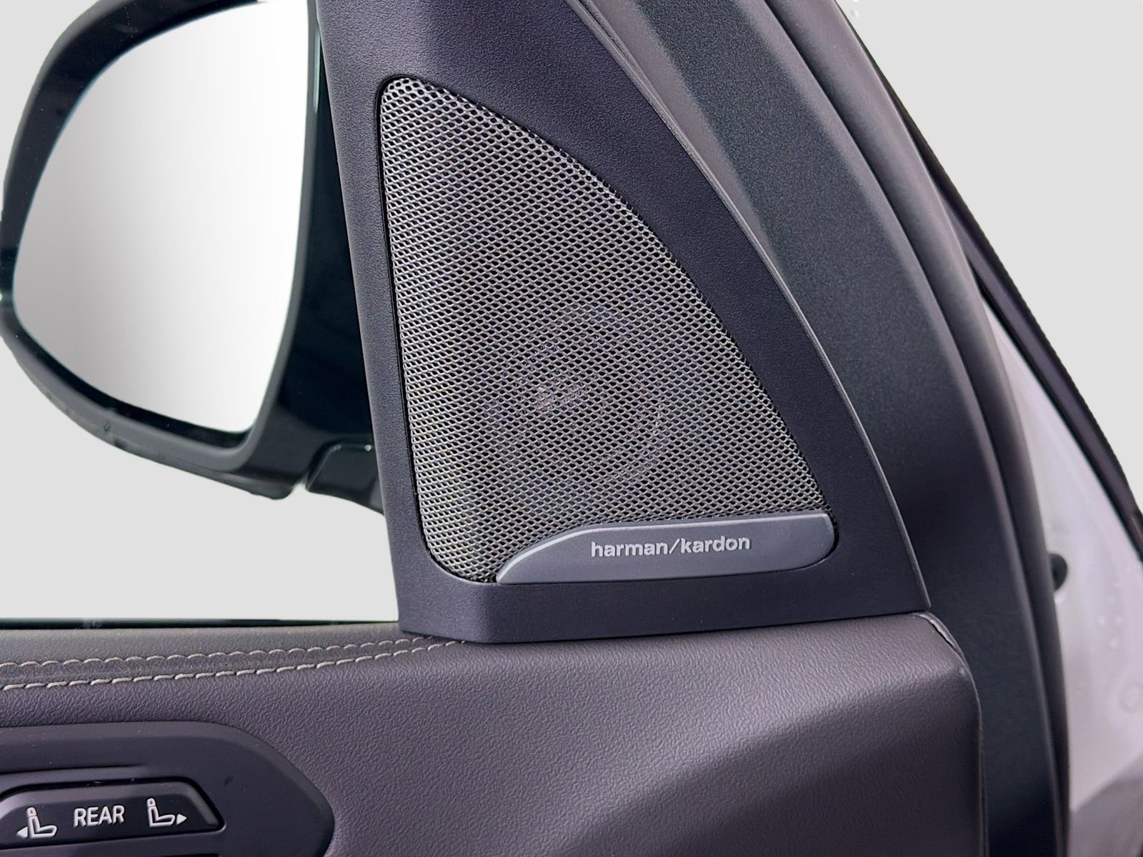 New 2026 BMW X7 xDrive40i w/ Executive Package AWD/4WD image 22