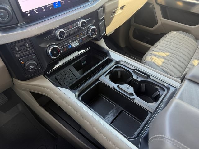 Certified 2025 Ford F450 Platinum w/ Platinum Plus Package AWD/4WD image 14
