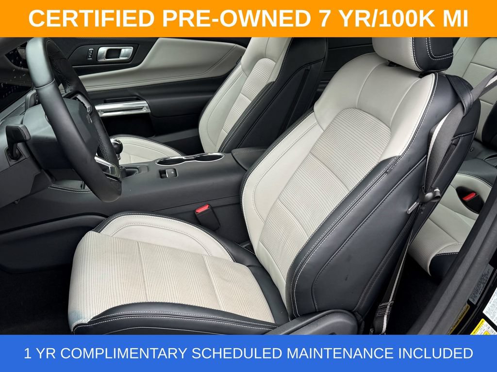 Used 2025 Ford Mustang GT Premium RWD image 17
