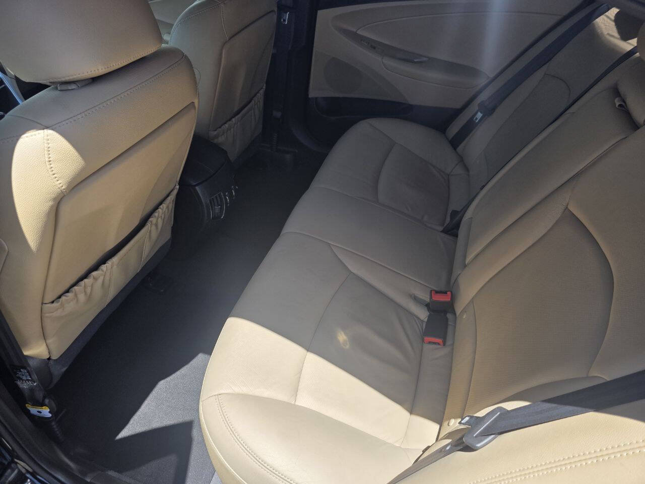 Used 2011 Hyundai Sonata Limited FWD image 9