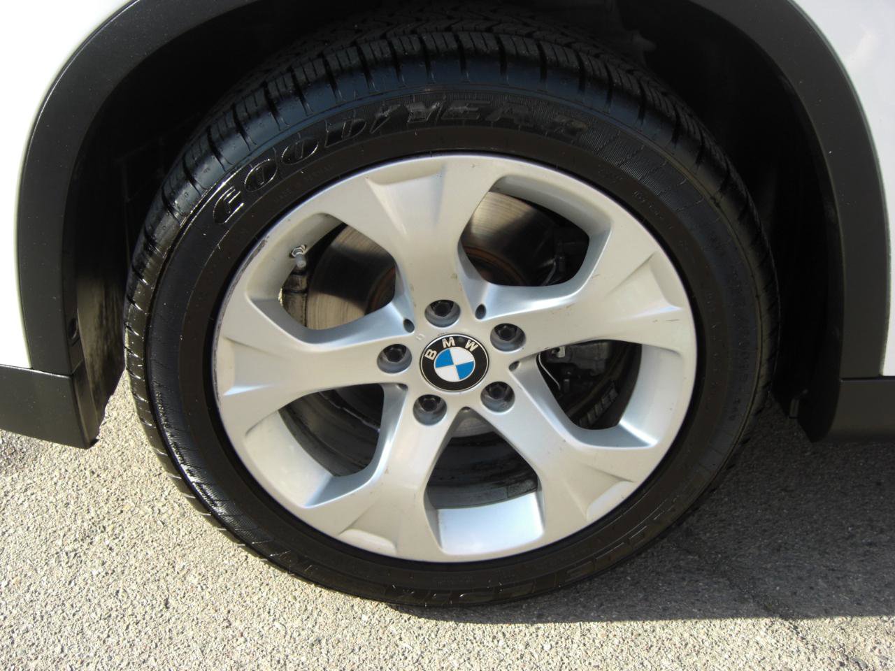 Used 2013 BMW X1 sDrive28i RWD image 6