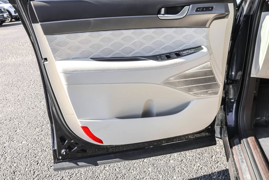 Used 2020 Hyundai Palisade Limited image 27