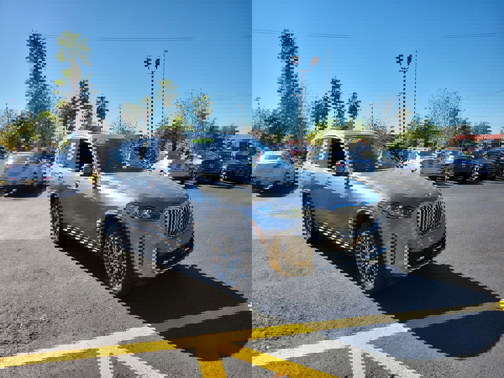 Used 2025 BMW X5 xDrive40i image 2