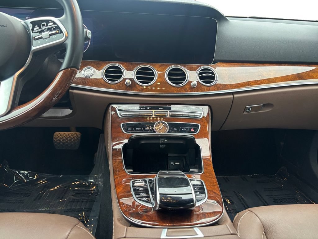 Used 2020 Mercedes-Benz E 450 4MATIC Wagon image 11