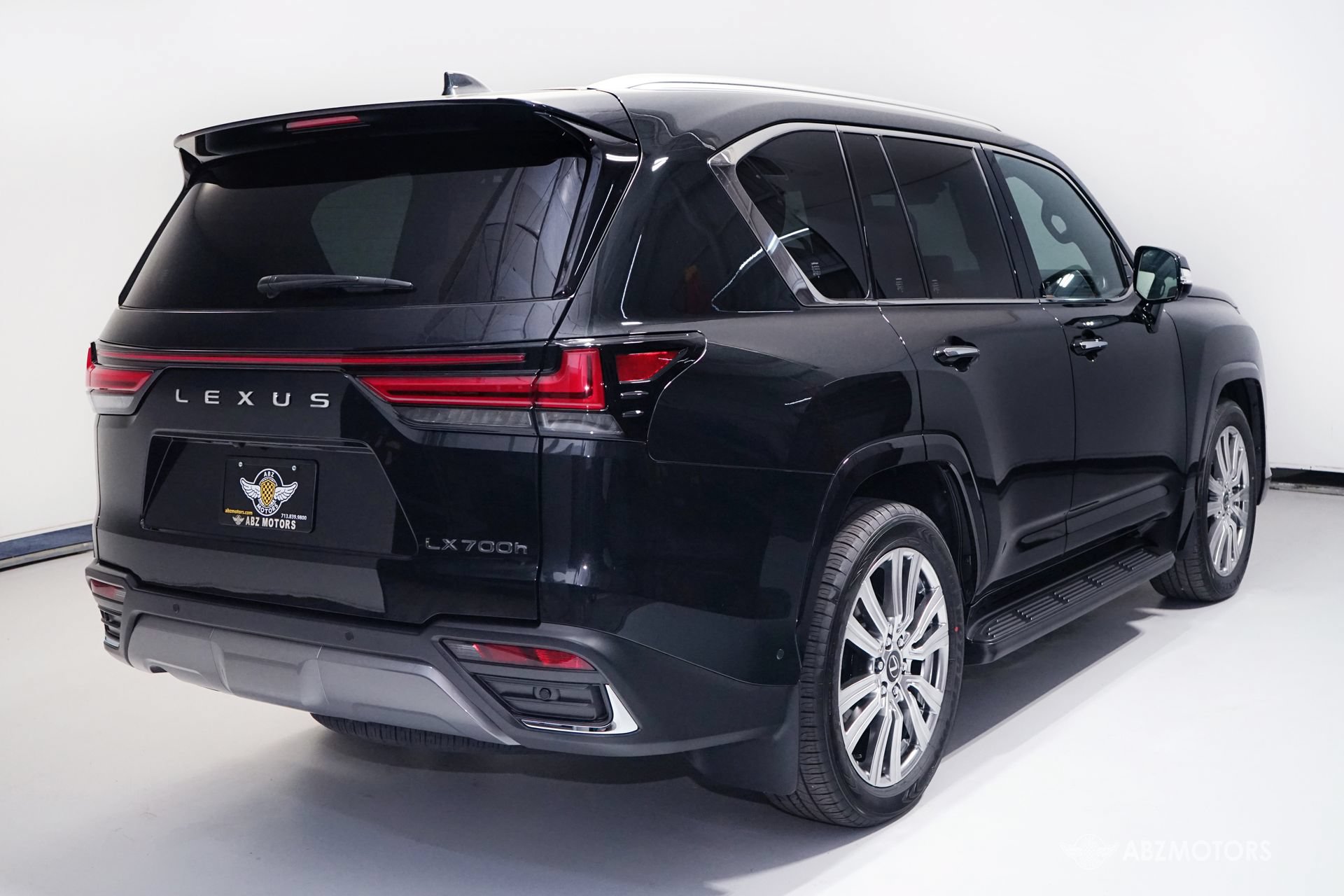 Used 2026 Lexus LX 700h Ultra Luxury AWD/4WD image 5