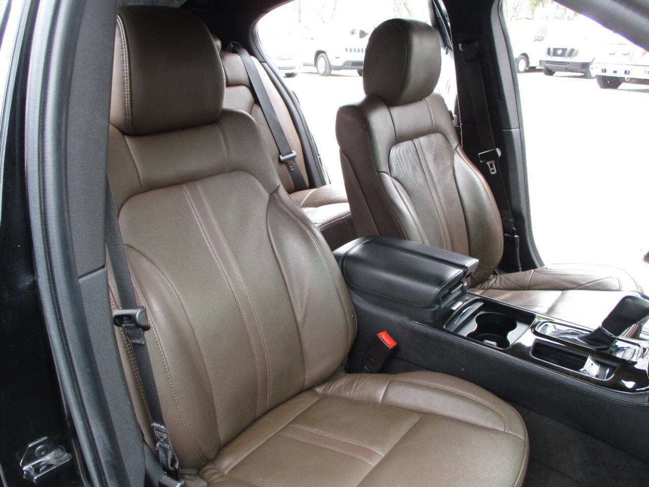 Used 2016 Lincoln MKS AWD w/ Equipment Group 101A image 24