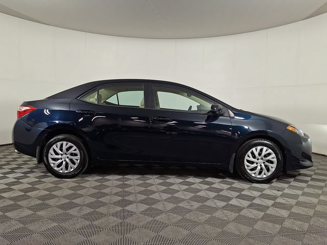 Used 2018 Toyota Corolla LE FWD image 10
