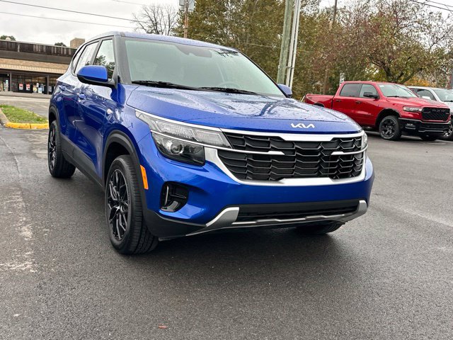 Used 2024 Kia Seltos LX AWD/4WD image 19