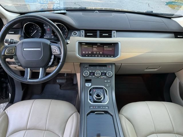 Used 2018 Land Rover Range Rover Evoque SE AWD/4WD image 4