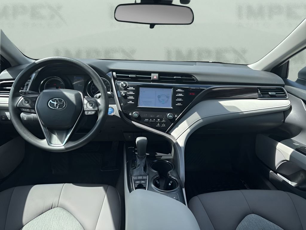Used 2019 Toyota Camry LE FWD image 12