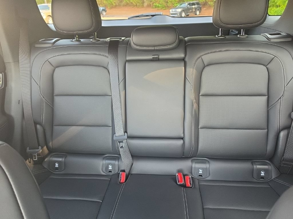 New 2026 GMC Terrain Elevation w/ Elevation Premium Package FWD image 30