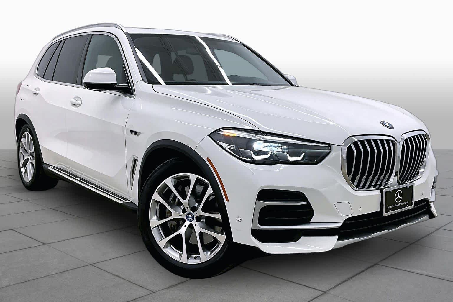 Used 2023 BMW X5 xDrive45e AWD/4WD image 3