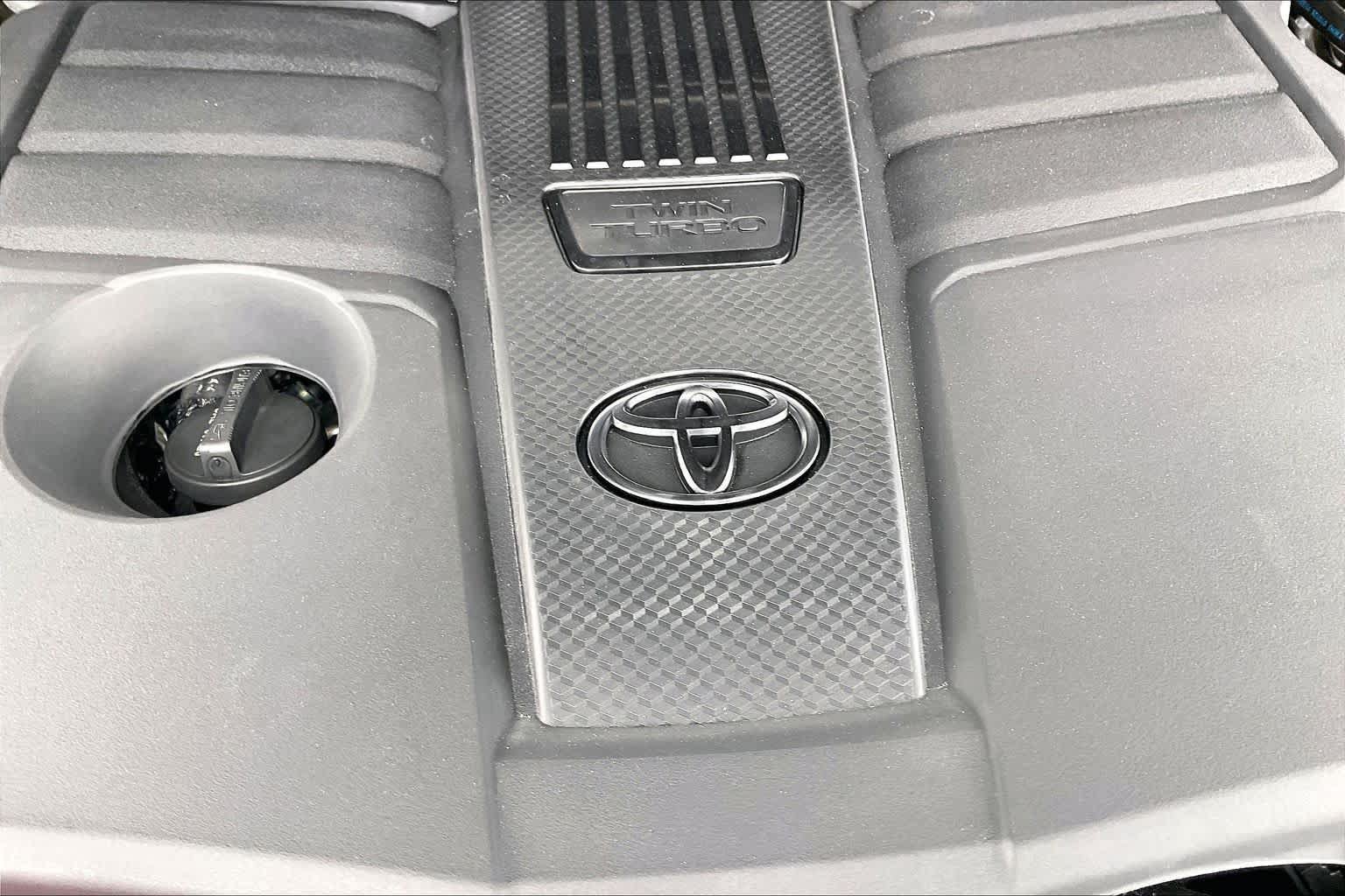 New 2026 Toyota Tundra SR5 AWD/4WD image 17