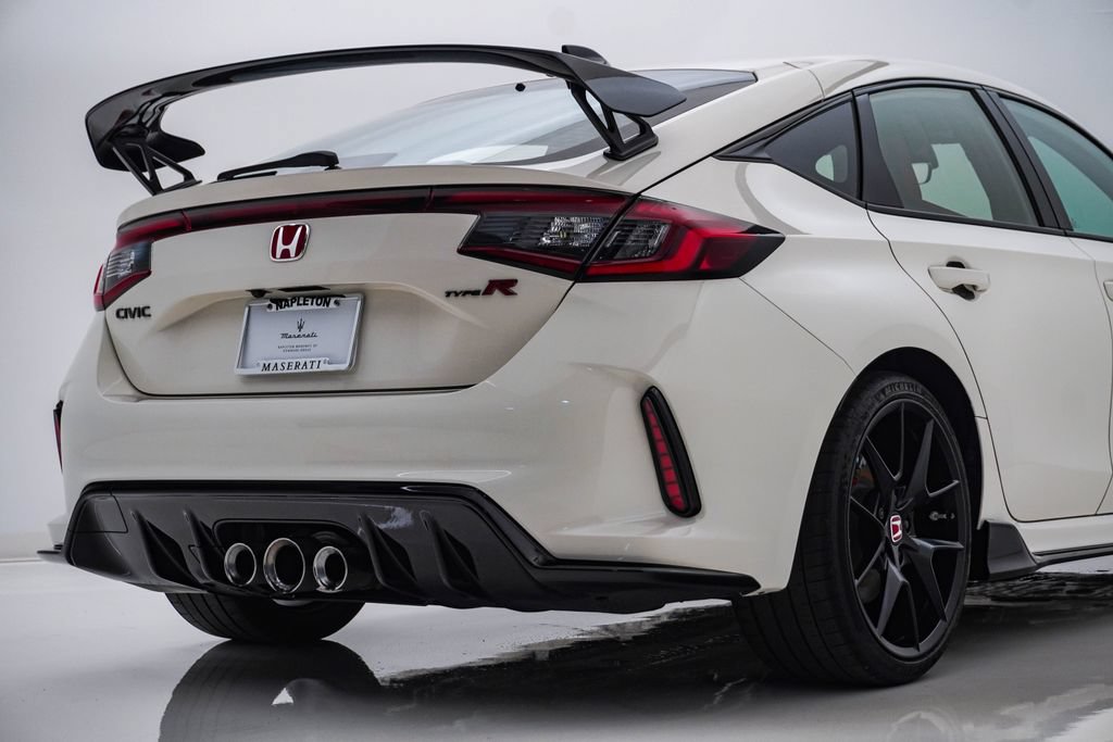 Used 2025 Honda Civic Type R image 12