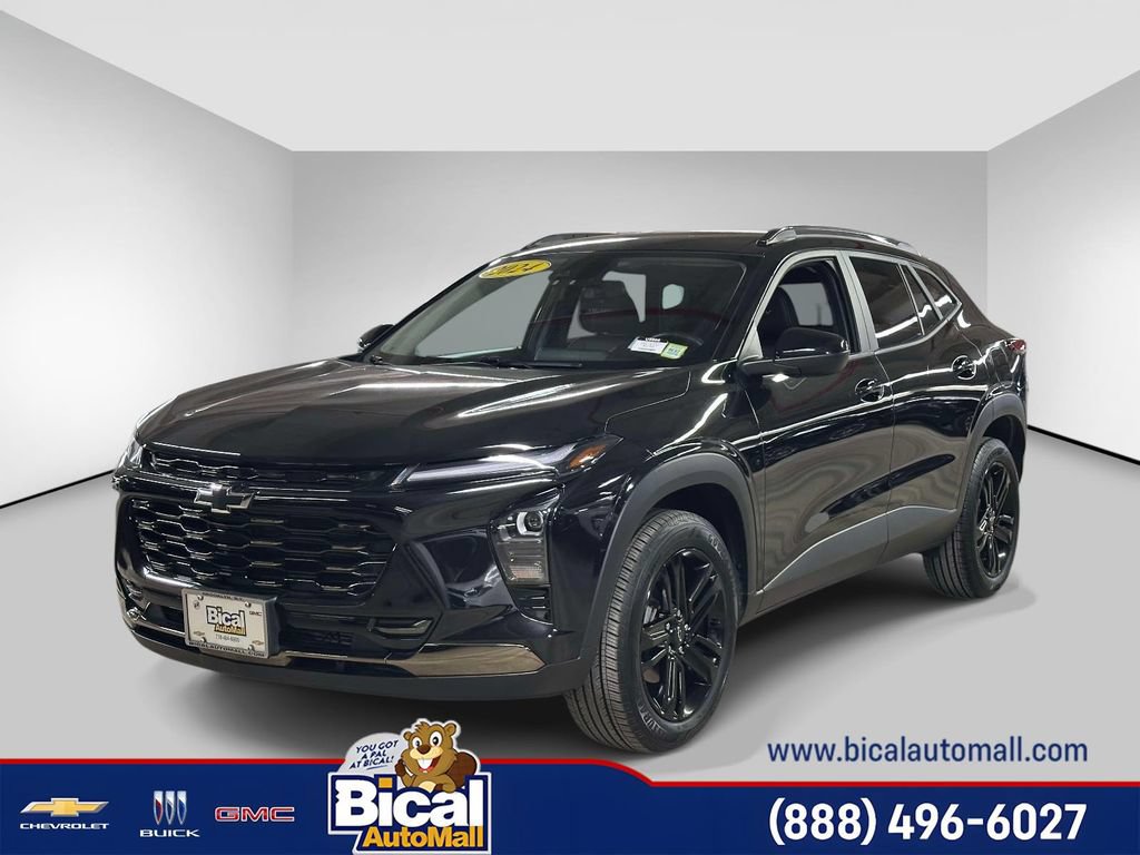 Used 2024 Chevrolet Trax ACTIV FWD image 1