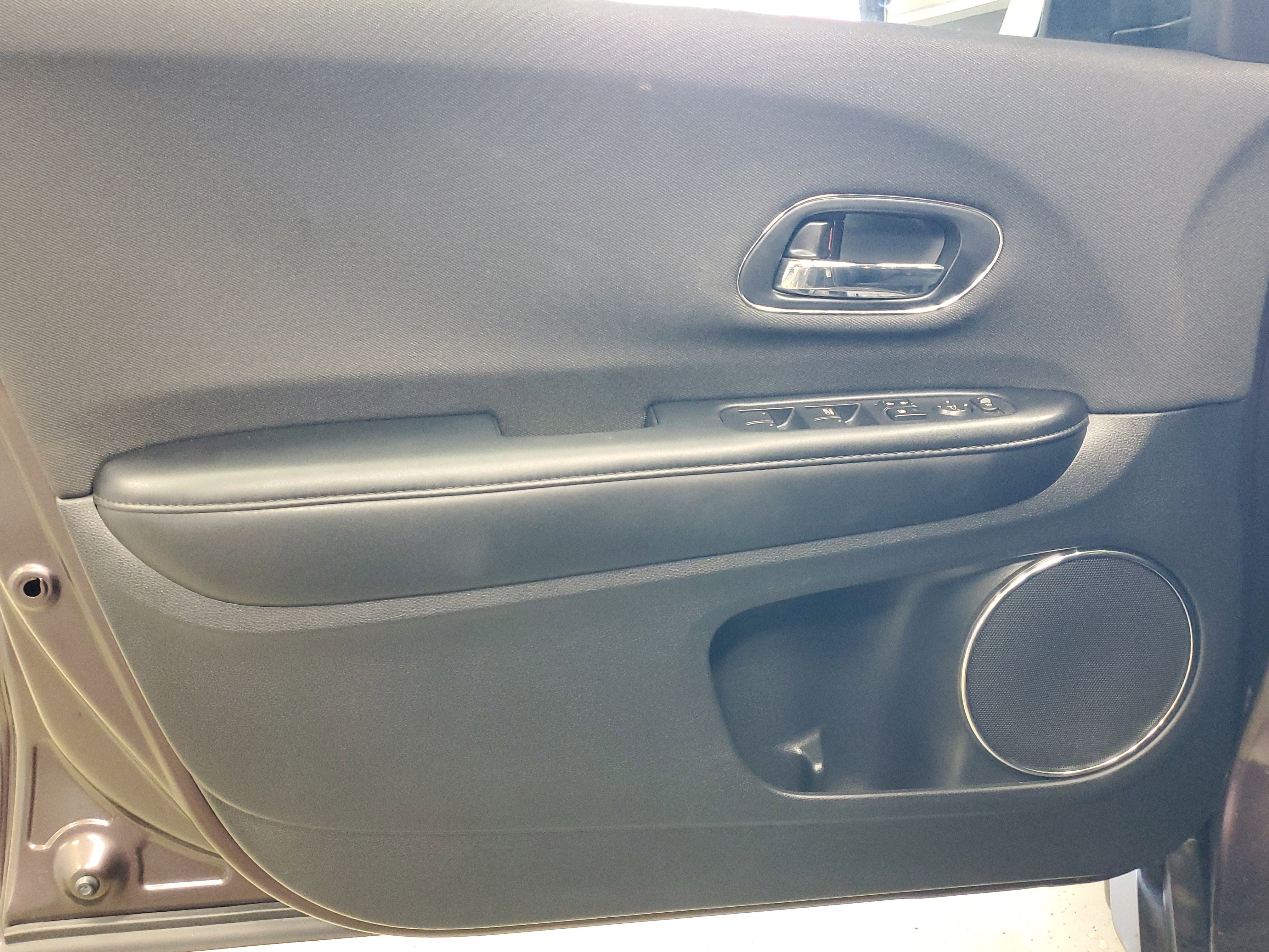 Used 2022 Honda HR-V EX image 21