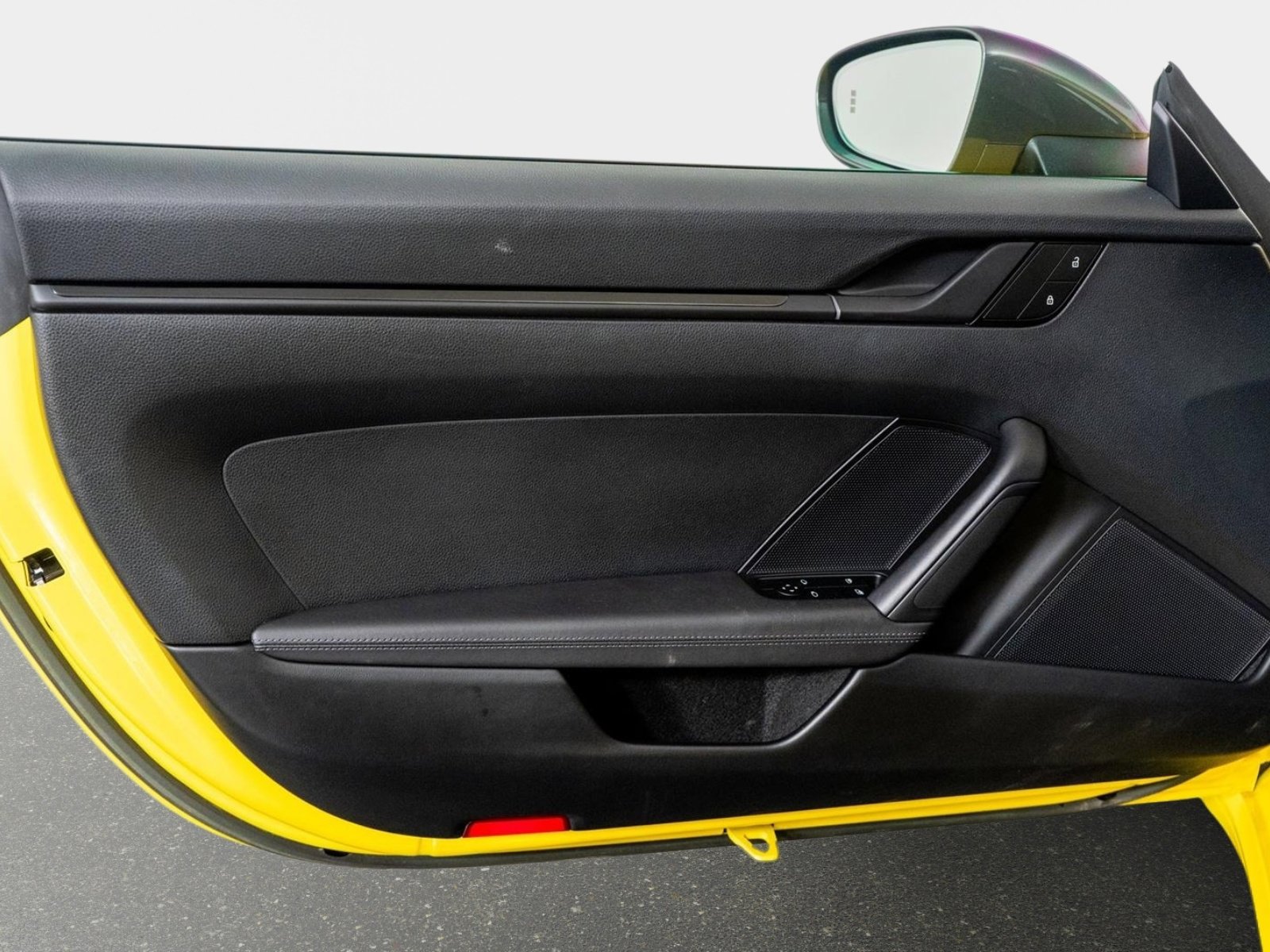 Used 2023 Porsche 911 Carrera T image 47