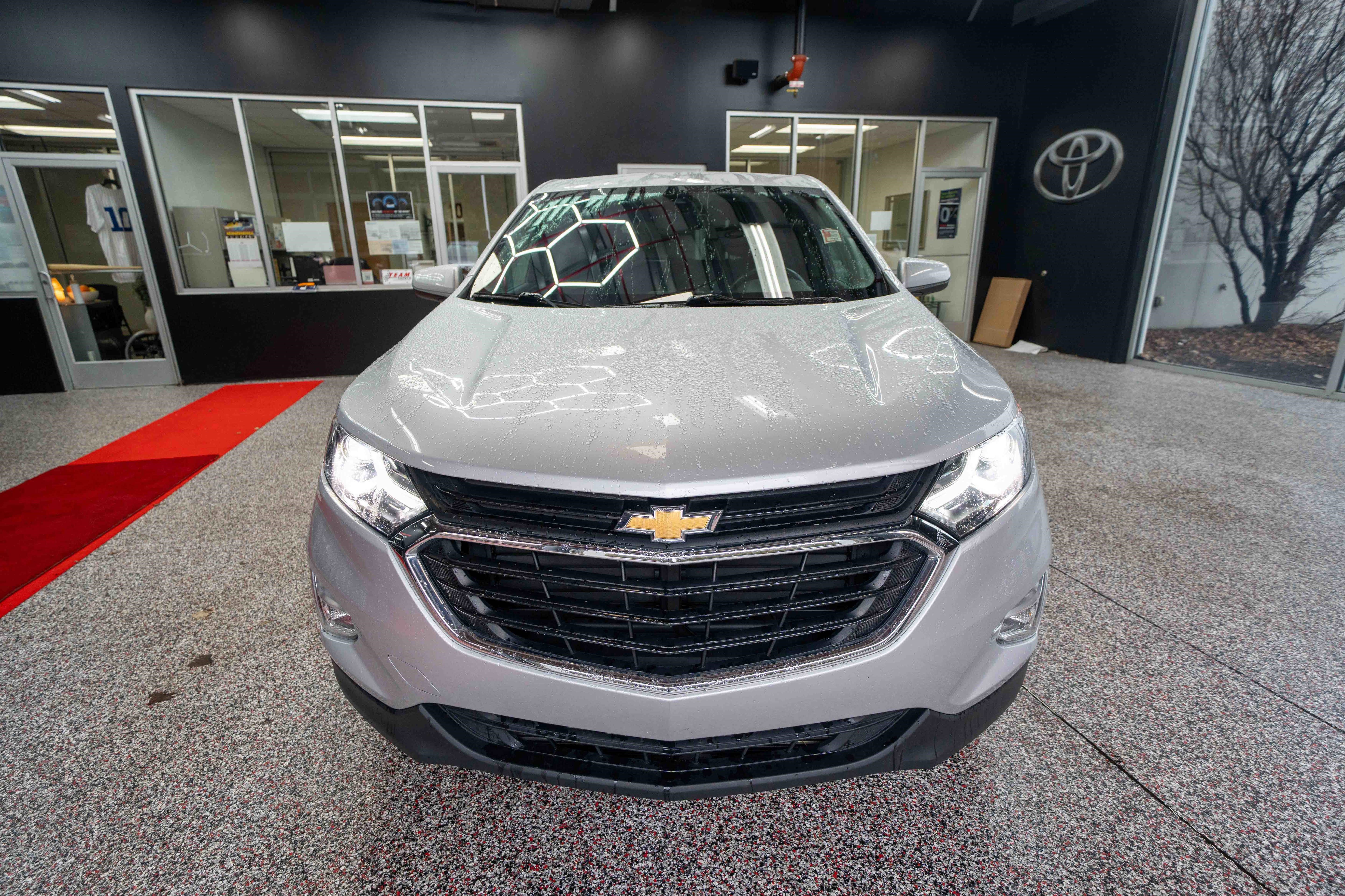 Used 2021 Chevrolet Equinox LT image 6
