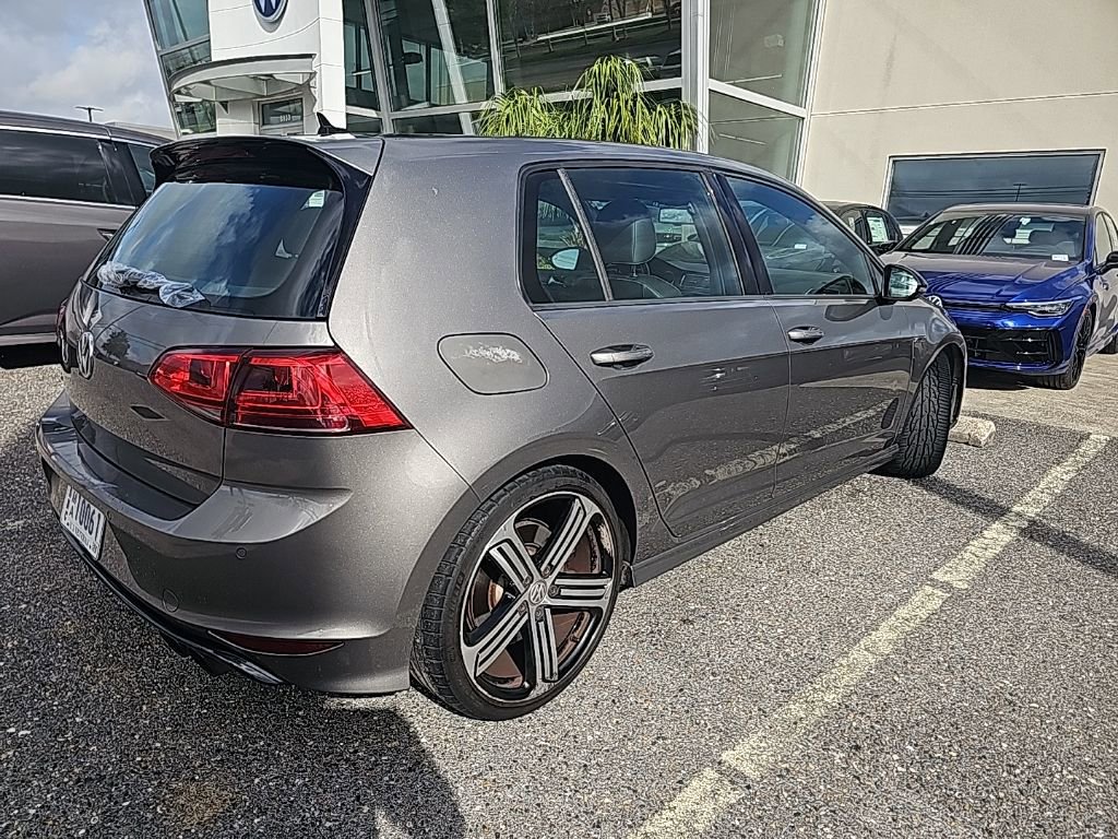 Used 2016 Volkswagen Golf R 4-Door w/ Driver Assistance Package image 8