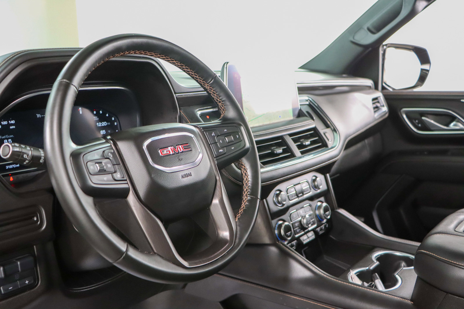 Used 2024 GMC Yukon AT4 w/ Max Trailering Package image 26