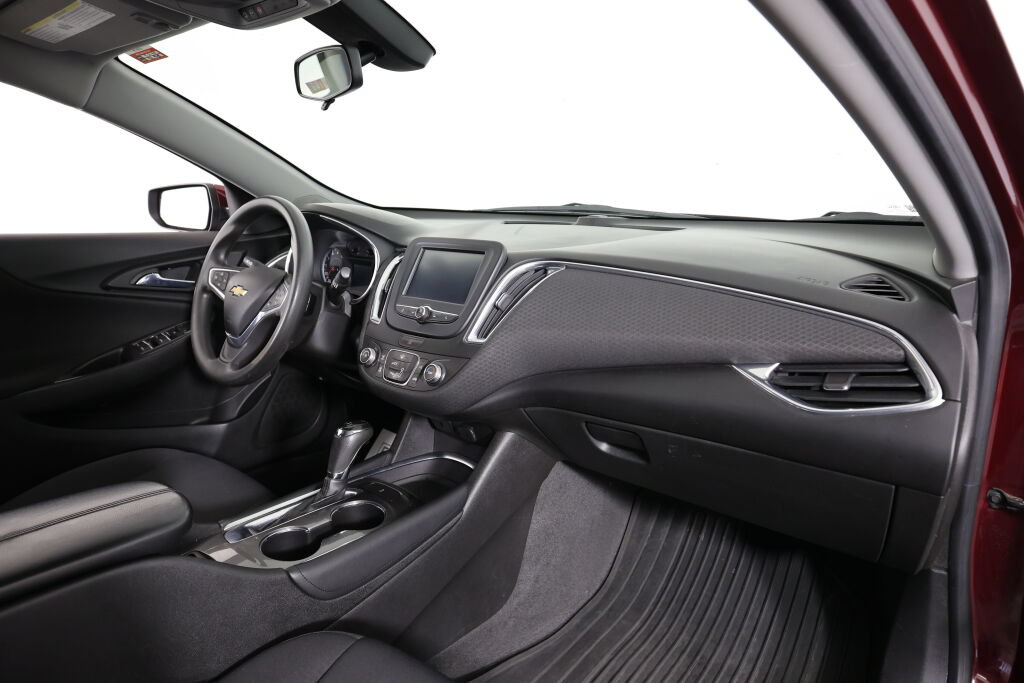Used 2016 Chevrolet Malibu LT FWD image 23