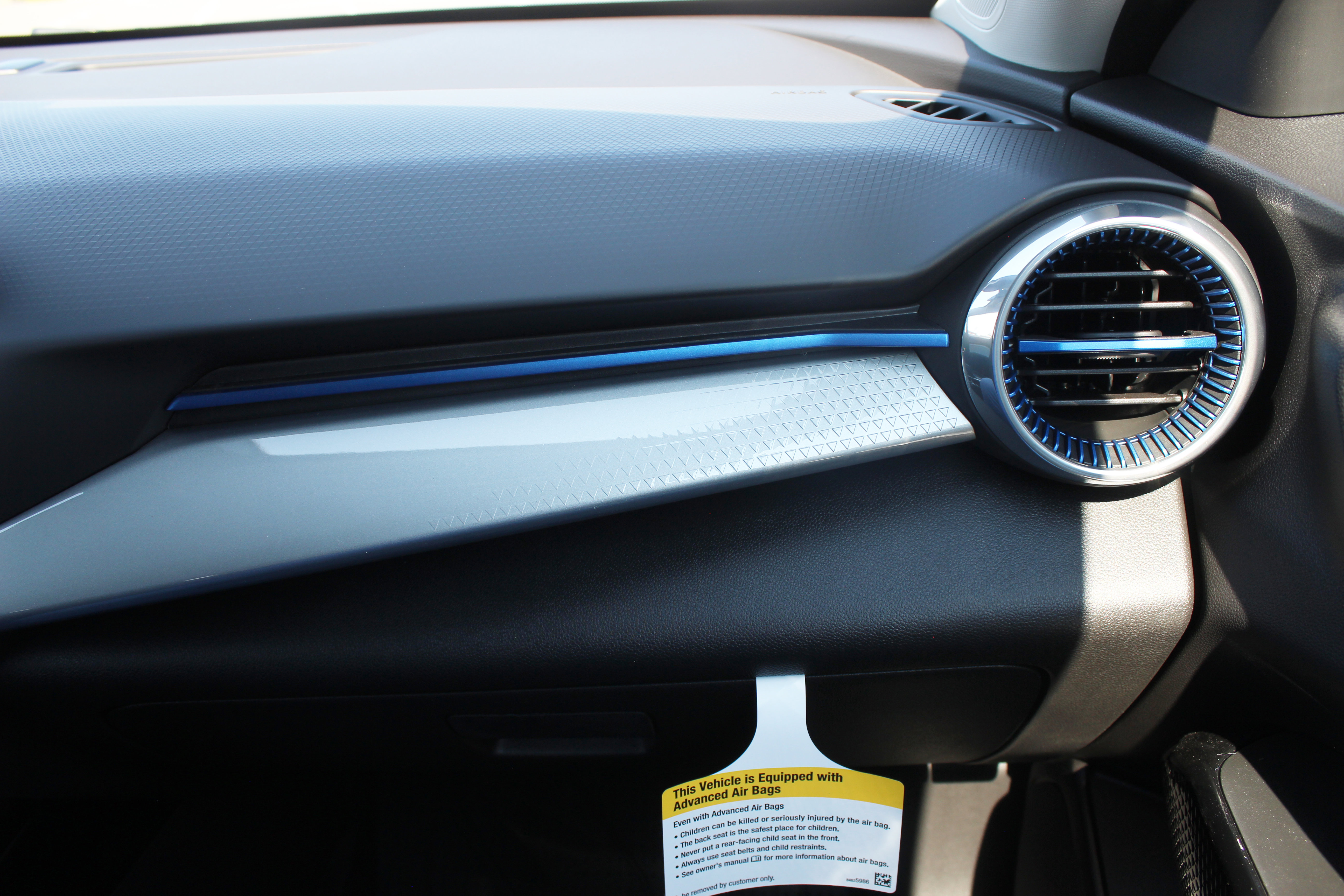 New 2025 Chevrolet Trax LT w/ Driver Confidence Package image 46