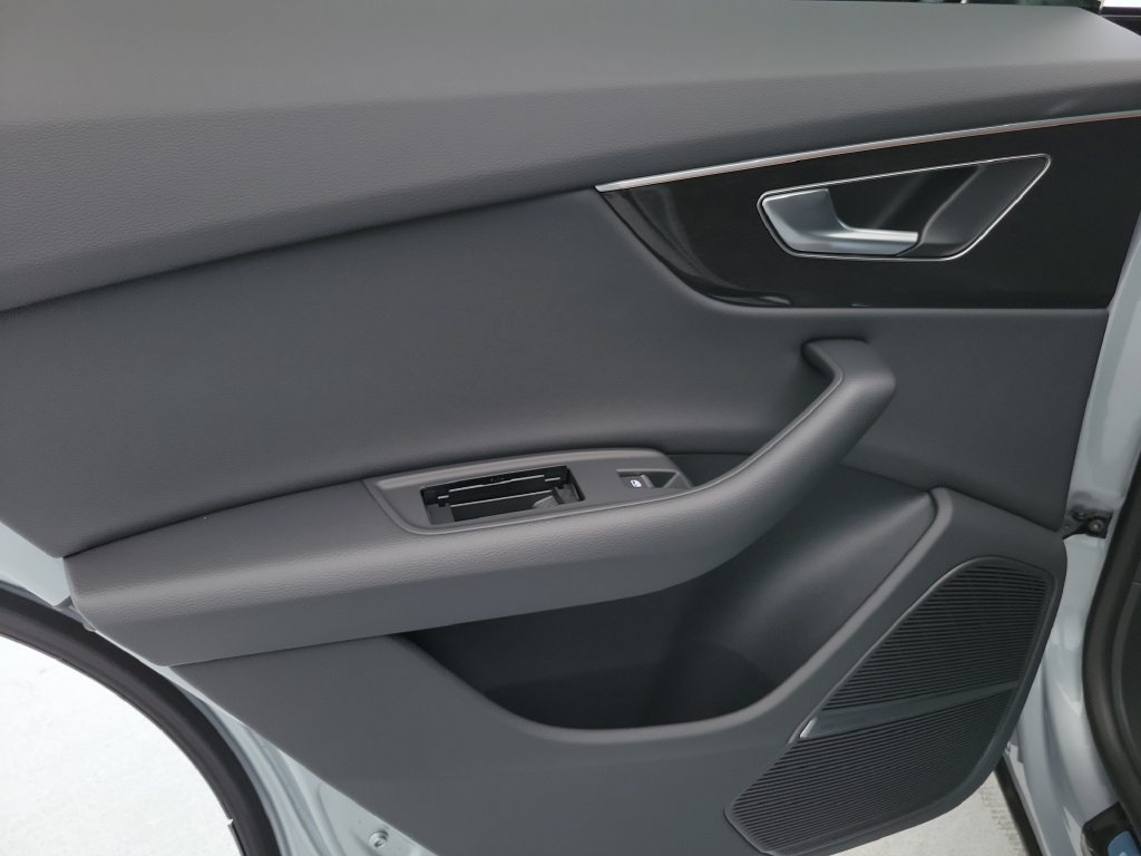 New 2026 Audi Q8 Premium AWD/4WD image 28