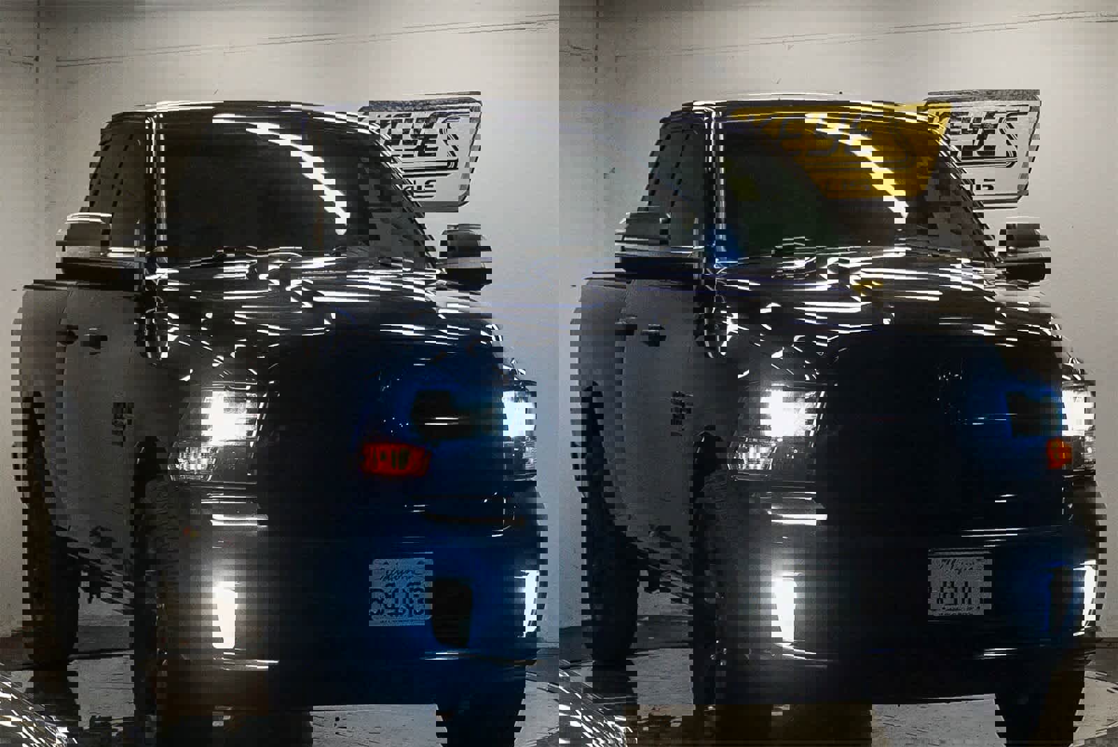 Used 2021 RAM 1500 Express image 3