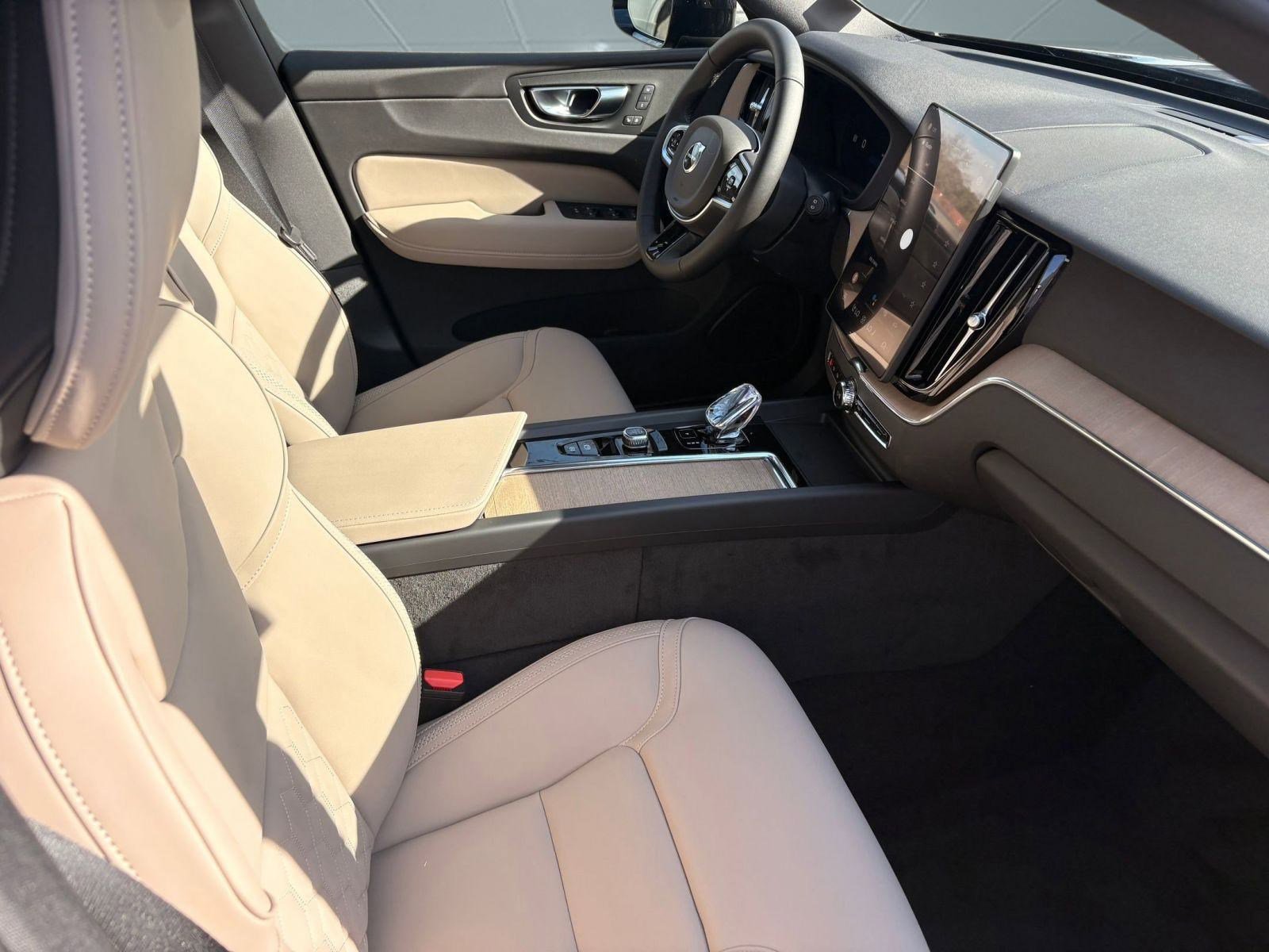 New 2026 Volvo XC60 T8 Plus w/ Climate Package image 26